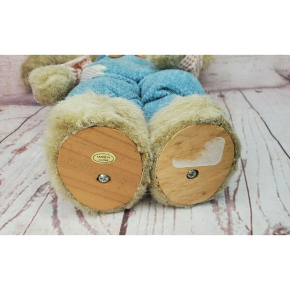 Henton Int LTD Kwun Tong Hong Kong Boy Plush Bunny Home Décor Shelf Sitter Plush - Picture 7 of 9